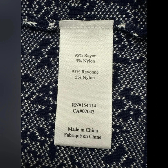 Gemma + Jane NWT Polo Knit Floral Blue/White Size Medium - Picture 7 of 7